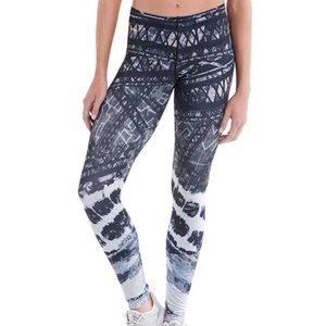 Lole mid rise leggings